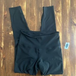 Old Navy Active POWERPRESS. High rise leggings. Go dry. NWT!